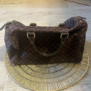 LV Speedy 25 on chocolate denim